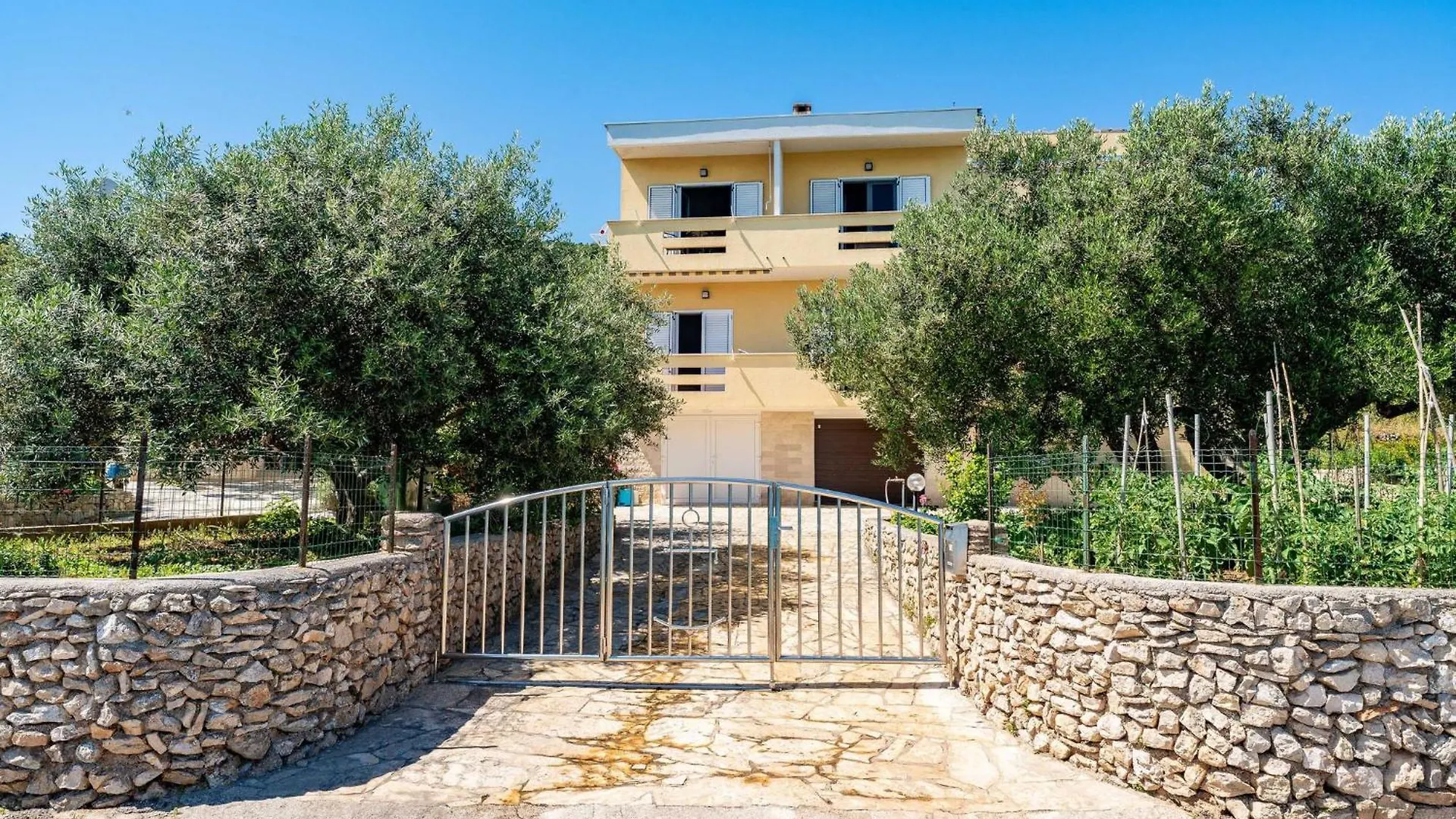 Apartment For 4 Persons, By The Sea And With Beautiful View Kali 0*,  Κροατία