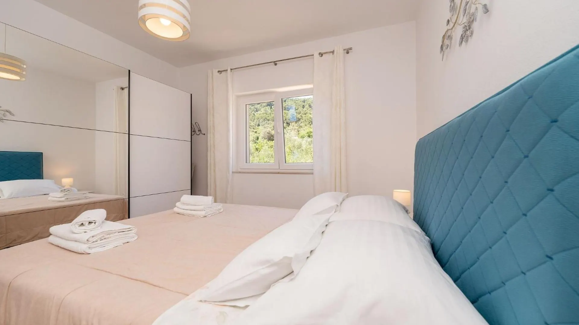 Apartment For 4 Persons, By The Sea And With Beautiful View Kali