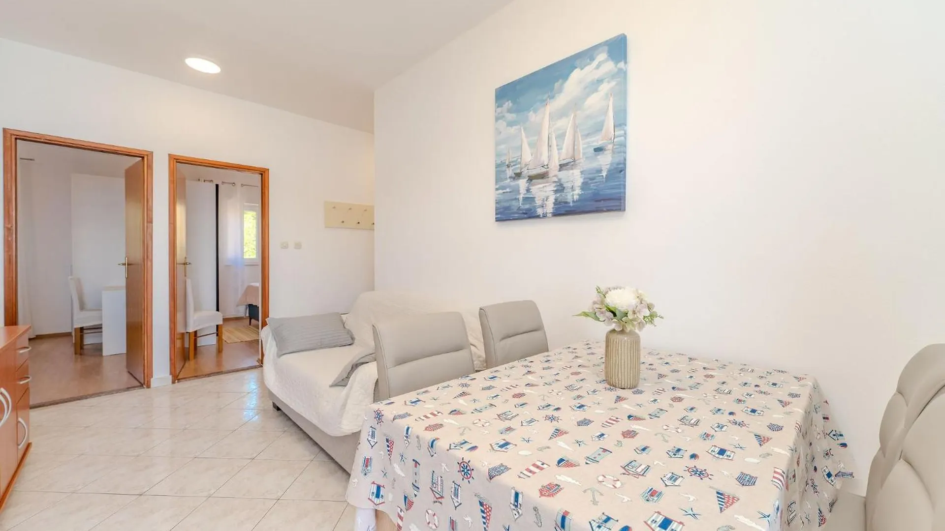 Apartment For 4 Persons, By The Sea And With Beautiful View Kali 0*,